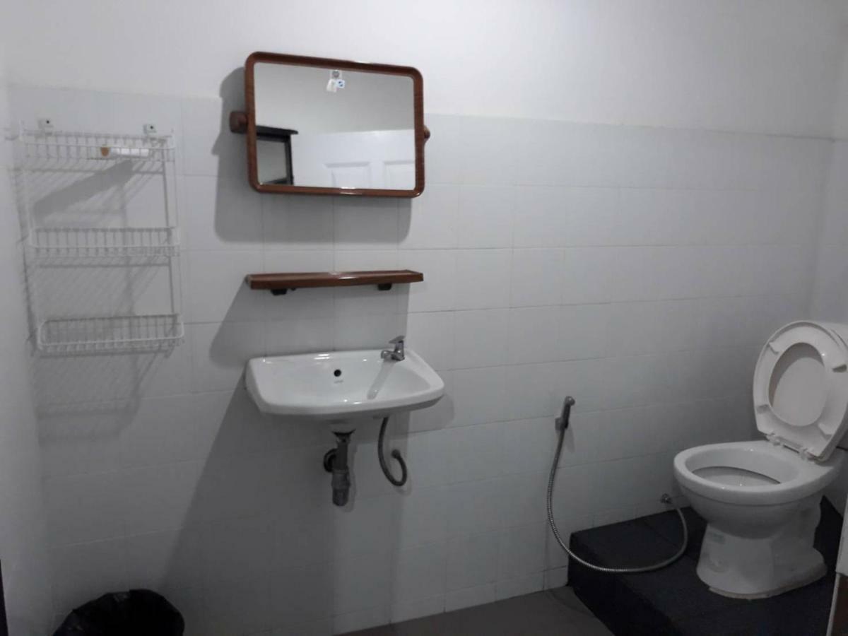 Changphuakgate Guesthouse Chiang Mai Buitenkant foto